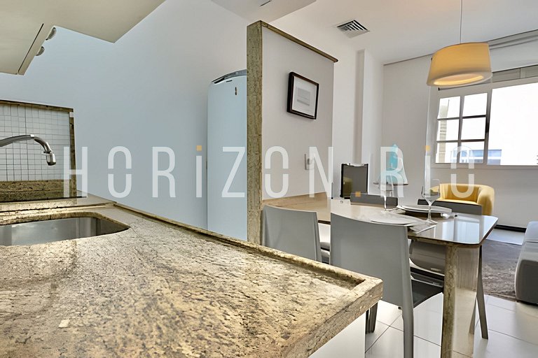 Stylish 1-Bedroom Apartment for Rent in Copacabana