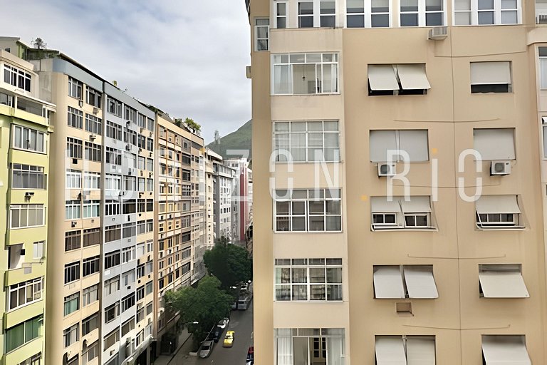 Stylish 1-Bedroom Apartment for Rent in Copacabana