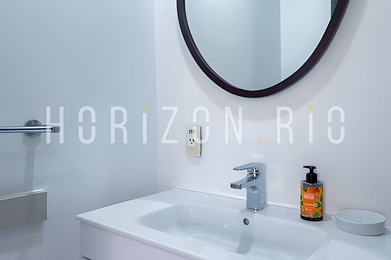 Stylish 1-Bedroom Apartment for Rent in Copacabana