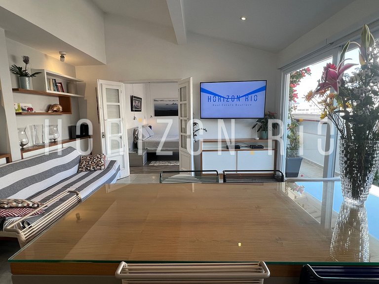 Penthouse de Lujo en Ipanema con Terraza y Vista al Mar