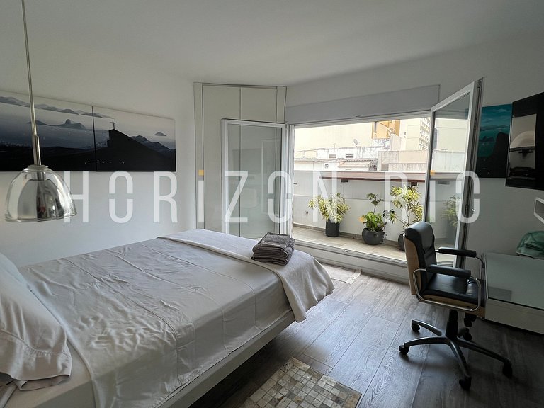 Penthouse Duplex de Luxe à Ipanema avec Terrasse et Vue Mer