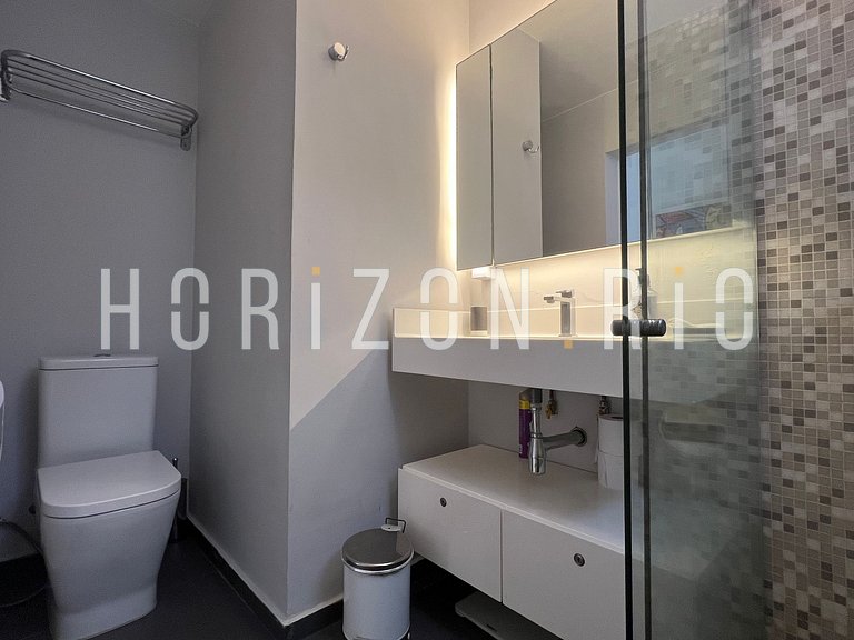 Rent Luxury Duplex Penthouse in Ipanema with Sea View