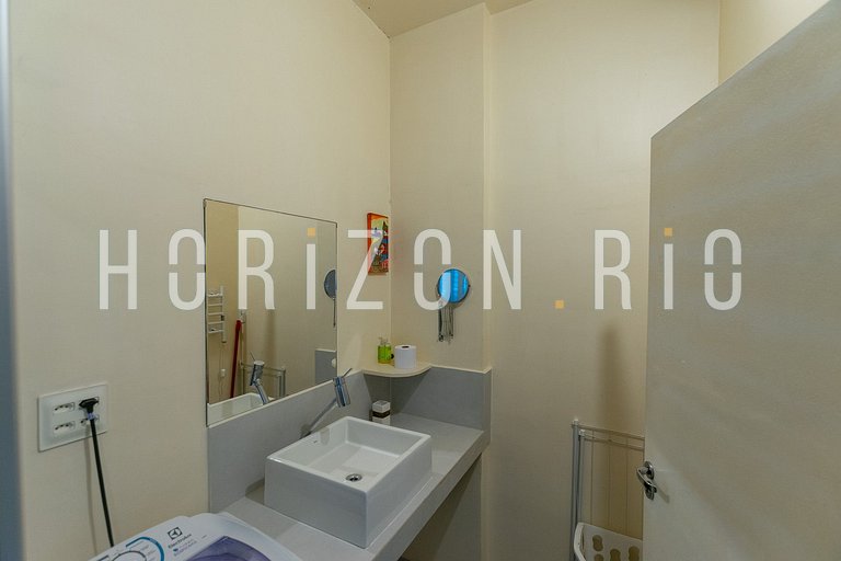 Penthouse de Lujo en Ipanema con Terraza y Vista al Mar