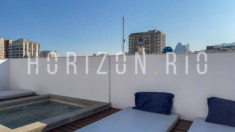 Duplex penthouse with 3 suites in Ipanema