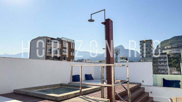 Duplex penthouse with 3 suites in Ipanema