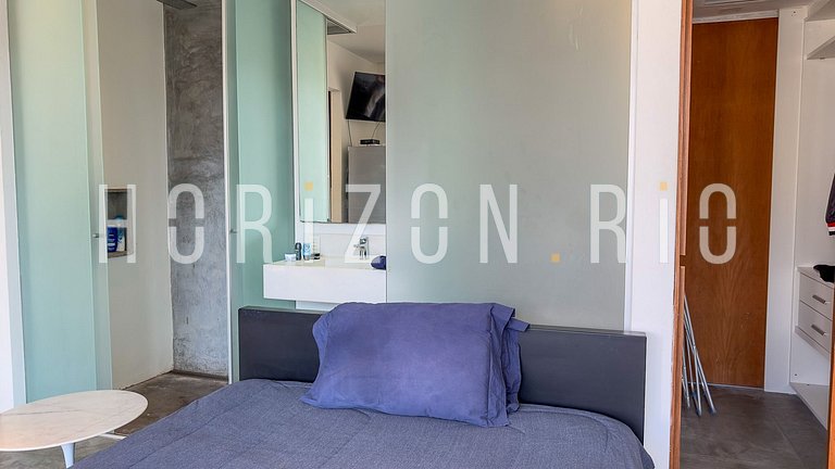Duplex penthouse with 3 suites in Ipanema