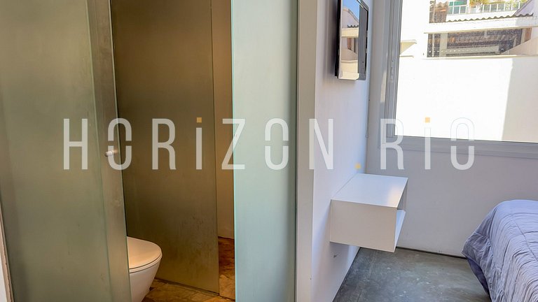 Duplex penthouse with 3 suites in Ipanema