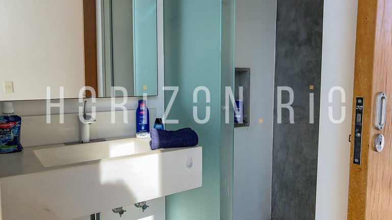 Duplex penthouse with 3 suites in Ipanema