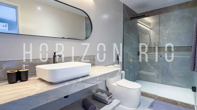 Cobertura com 8 Suites em Copacabana