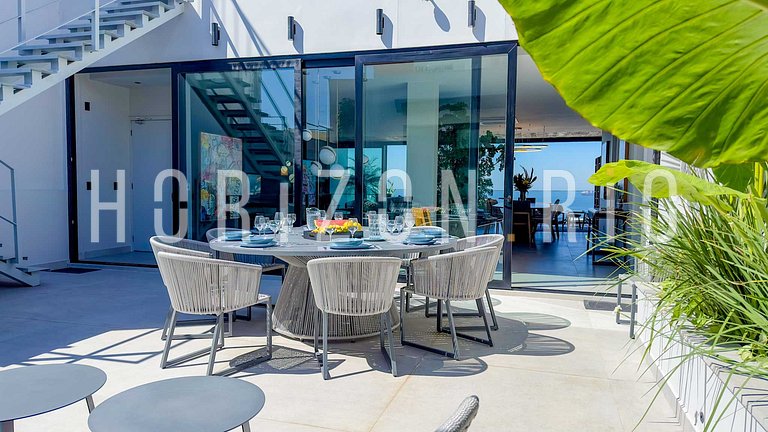 Cobertura com 8 Suites em Copacabana