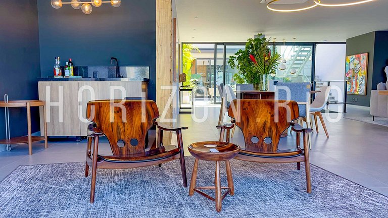 Cobertura com 8 Suites em Copacabana
