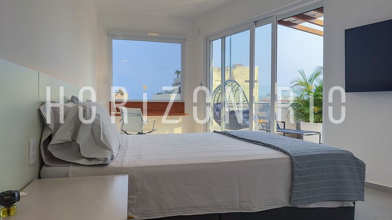 Rent luxury Penthouse in Copacabana, 5 Bedrooms and Pool