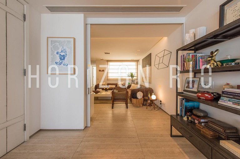 Apartamento frente mar no posto 9 de Ipanema