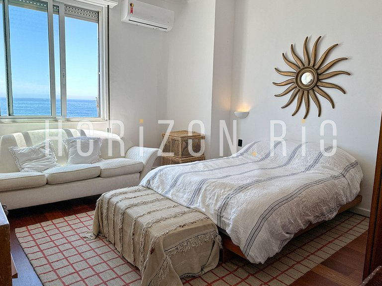 Apartamento 2 Quartos c/ Rooftop e Vista – Copacabana