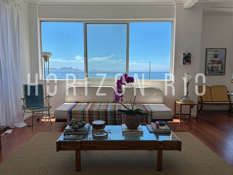 Apartamento 2 Quartos c/ Rooftop e Vista – Copacabana