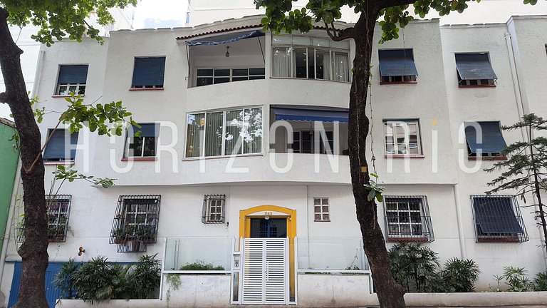 Charmant appartement de 2 chambres avec balcon