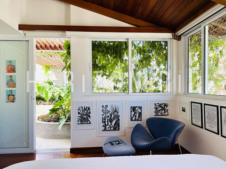 Dúplex para hasta 10 personas, terraza y barbacoa