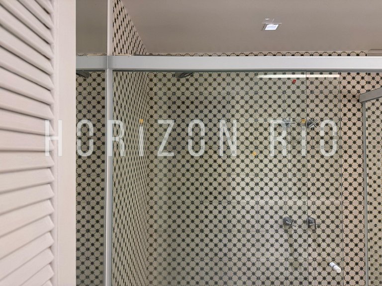 Ático de 2 dormitorios con terraza y barbacoa.