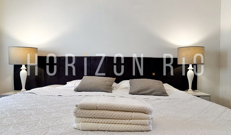Stunning 3-Bedroom Oceanfront Apartment for Rent