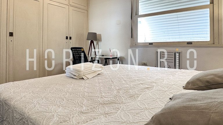 Apartamento 3 Quartos Frente Mar na Av. Atlântica - Aluguel