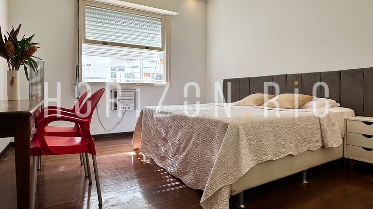 Apartamento 3 Quartos Frente Mar na Av. Atlântica - Aluguel
