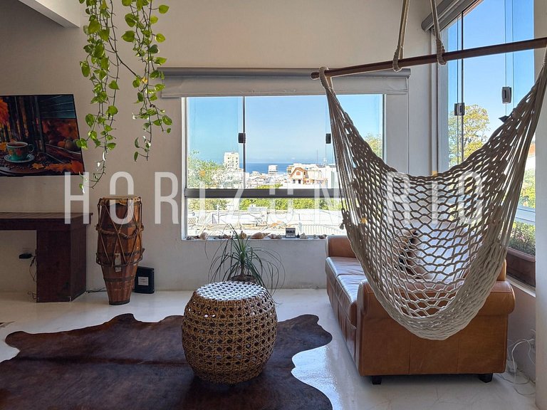 Charmoso apartamento na Rua Saint Roman