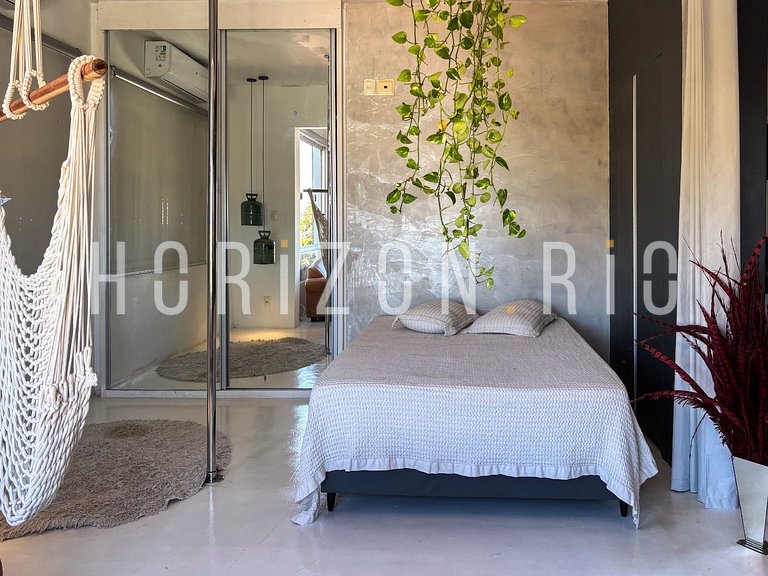 Charmoso apartamento na Rua Saint Roman