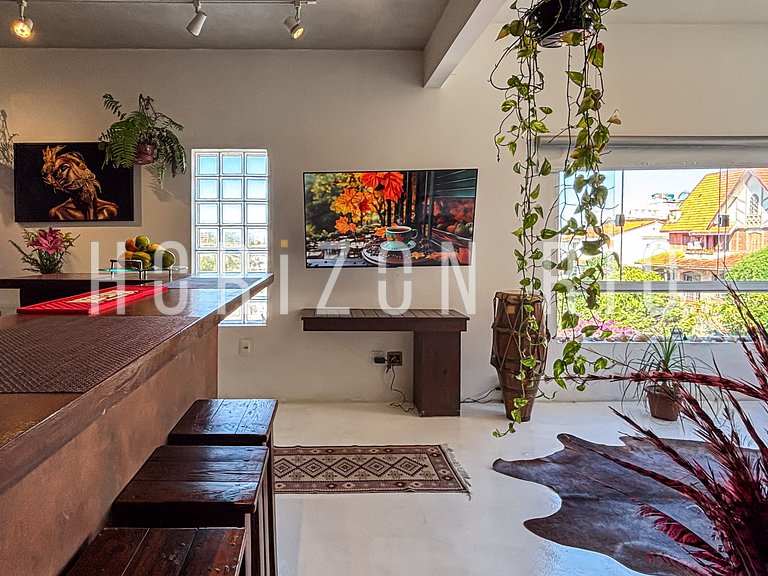 Charming apartment on Saint Roman Street