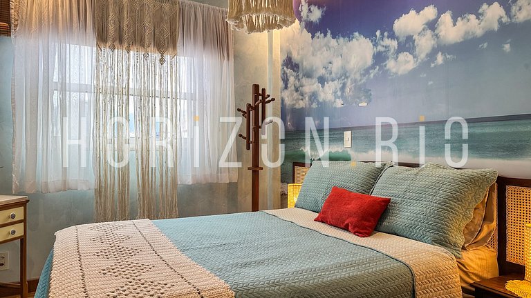 Charmosa cobertura com decoração estilo marroquina