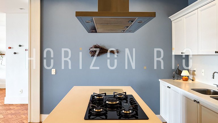 Luxury 3-Bedroom Apartment in Copacabana | Horizon Rio