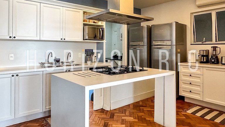 Luxury 3-Bedroom Apartment in Copacabana | Horizon Rio