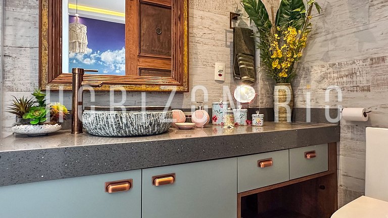 Charming penthouse with Mediterranean decor in Ipanema RJ