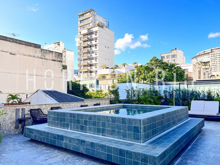 Loft Contemporâneo com Spa Privado no Coração de Ipanema