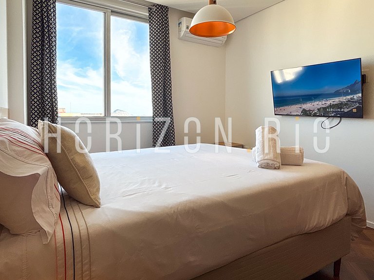 3-bedroom penthouse for mid-term rental