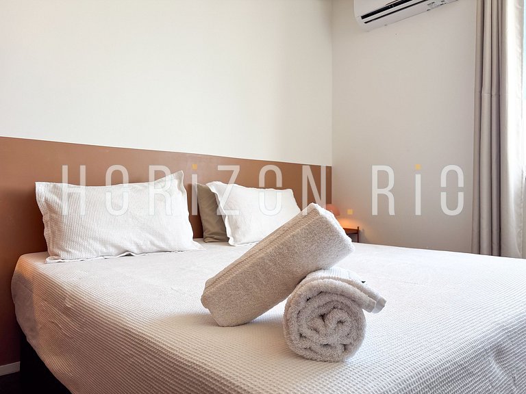 3-bedroom penthouse for mid-term rental