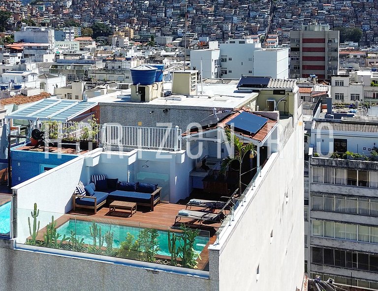 3-bedroom penthouse for mid-term rental
