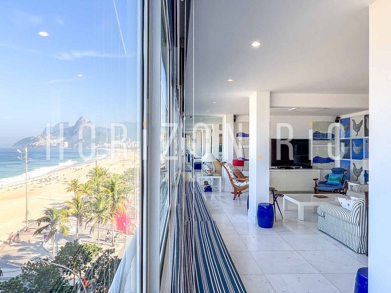 Apartamento de 2 Quartos para Alugar no Arpoador