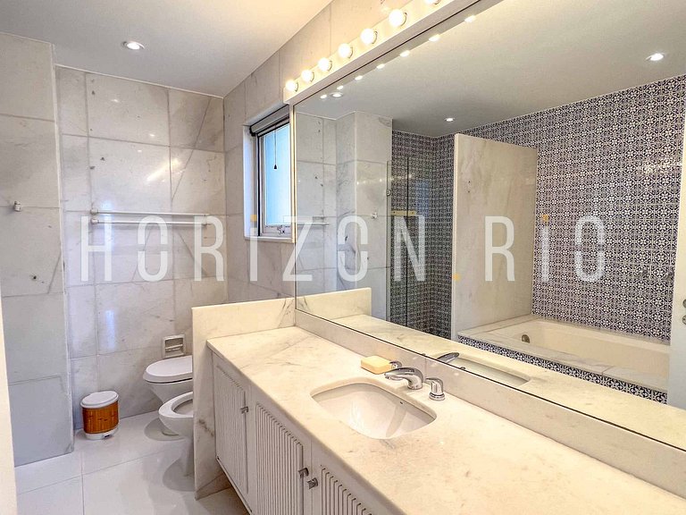 Apartamento de 2 Habitaciones en Alquiler en Arpoador