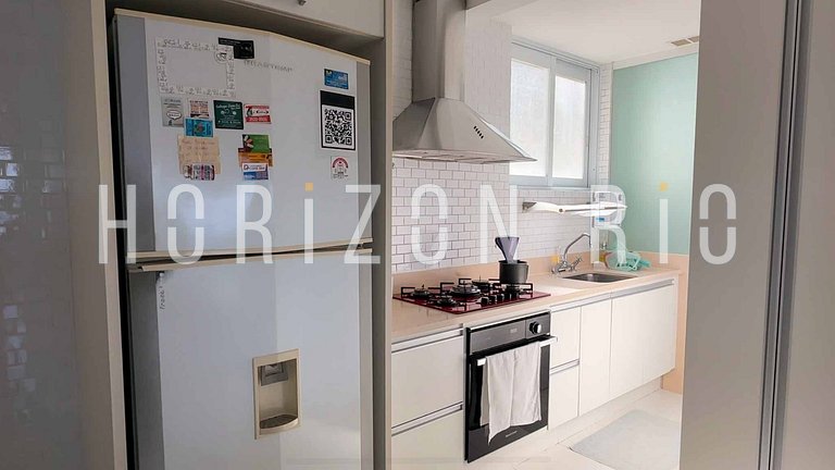 Apartamento de 2 Quartos para Alugar no Arpoador