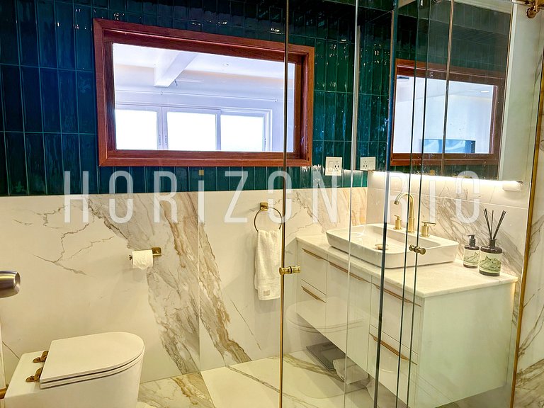 Loft Contemporâneo com 2 Suítes e Vista Panorâmica - Ipanema