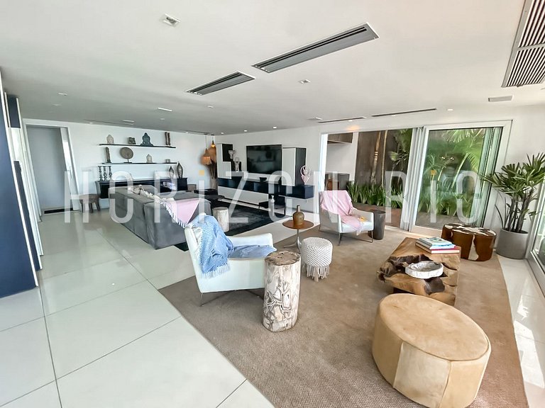 Mansión de lujo en Joá: 5 habitaciones y vista al mar