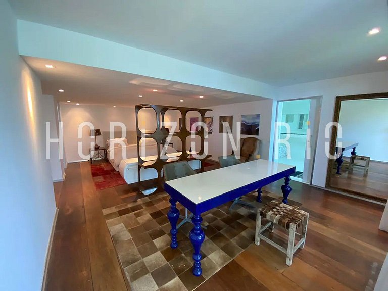 Luxe villa 5 chambres à louer à Joá avec vue sur mer