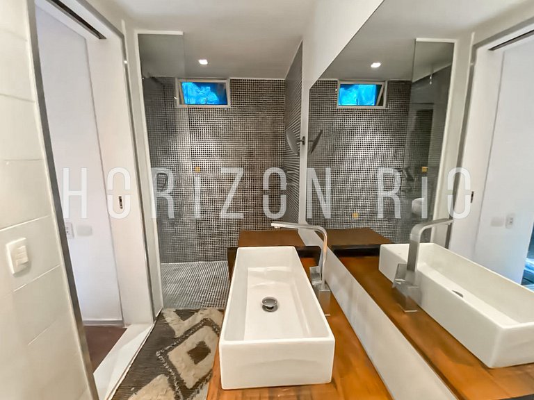 Aluguel Luxuosa Mansão no Joá, 5 Quartos - Vista para o Mar