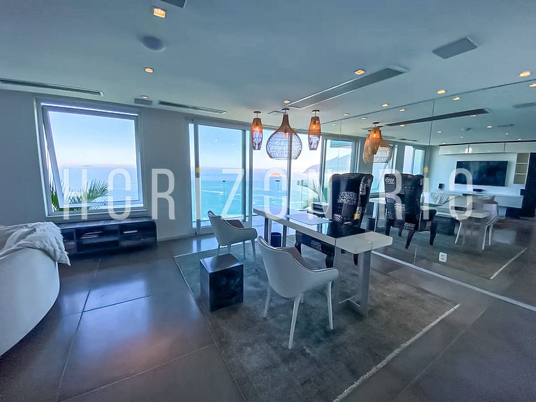 Luxe villa 5 chambres à louer à Joá avec vue sur mer