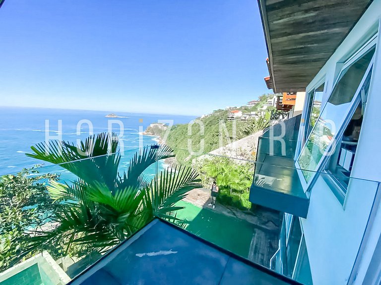 Luxe villa 5 chambres à louer à Joá avec vue sur mer
