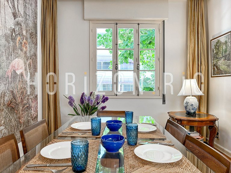 Charming 2 bedroom apartment with balcony