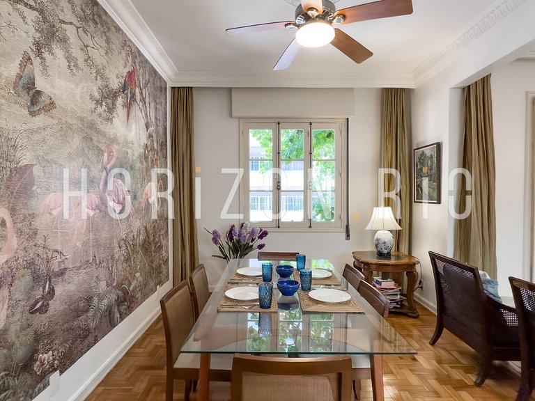 Encantador apartamento de 2 dormitorios con balcón