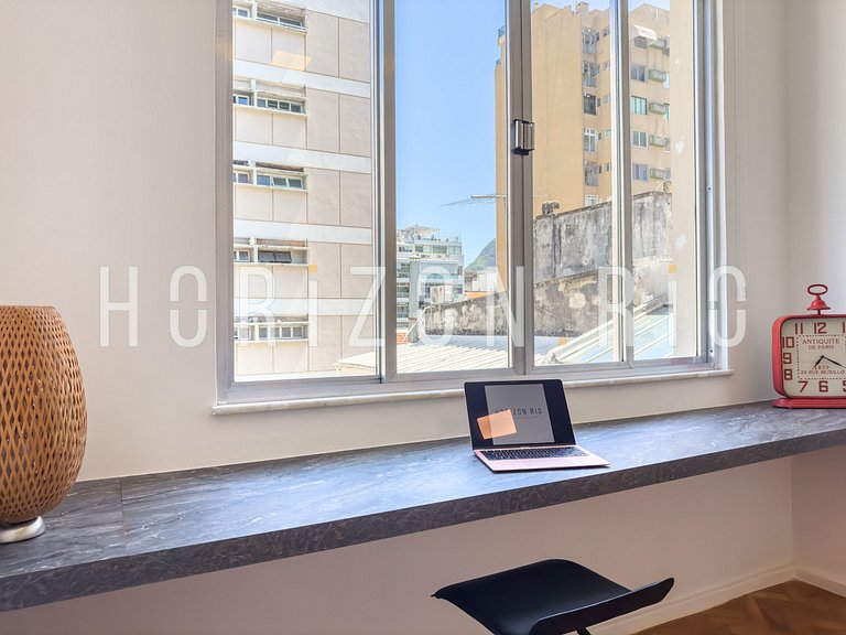 Charming 2-Bedroom Apartment for Rent in Ipanema