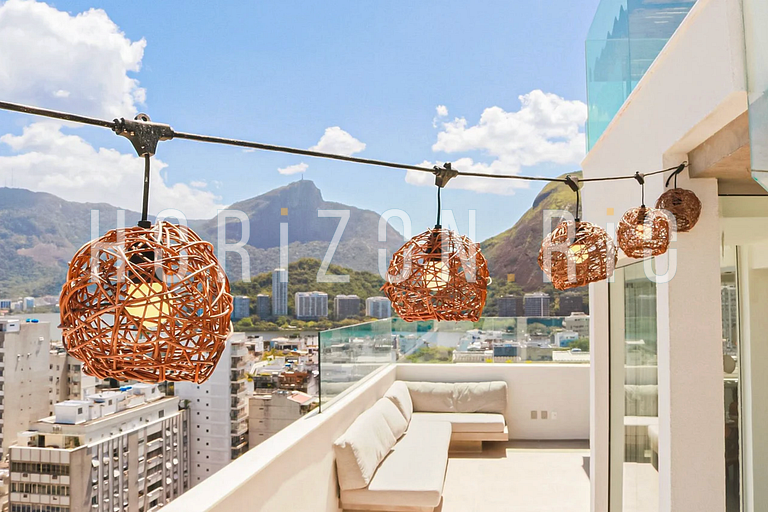 Penthouse for Rent in Ipanema, 2 Bedrooms, Terrace & Jacuzzi
