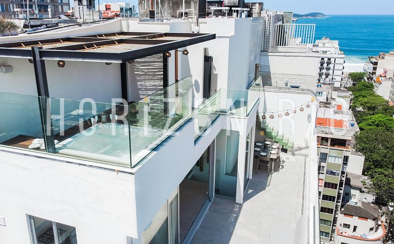 Penthouse for Rent in Ipanema, 2 Bedrooms, Terrace & Jacuzzi